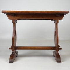 Fine Early 20th Century Antique English Arts & Crafts Golden Oak Coffee Table