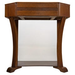 Fine 20th Century English Golden Oak Side Table