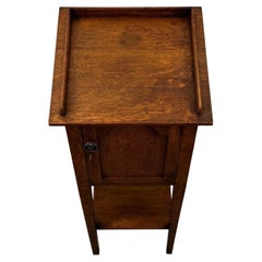 Fine Early 20th Century Antique English Arts and Crafts Oak Cabinet