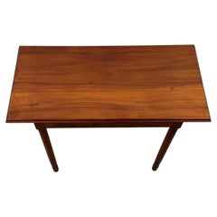 Antique English Early 20th Century Oak Side Table