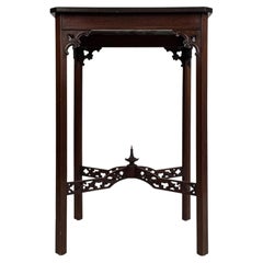 Fine Antique English Mahogany Side Table, Early 20th Century