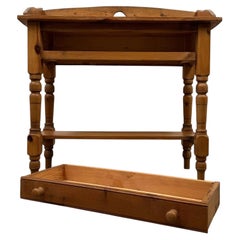 Fine Mid 20th Century English Pine Washstand