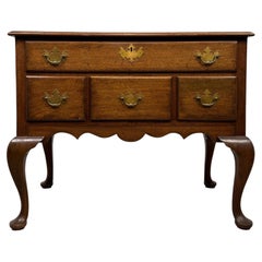 Fine Antique Early 20th Century English Mahogany Side Table