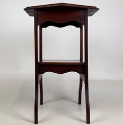 Fine Antique Early 20th Century English Edwardian Mahogany Side Table