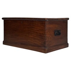 Fine Antique 19th Century English Victorian Oak Blanket Box