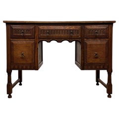 Fine Antique Early 20th Century English Edwardian Carved Oak Desk