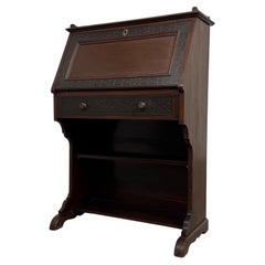 Fine Antique 20th Century English Chippendale-Style Mahogany Bureau