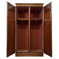 Wunderschöner antiker englischer Kleiderschrank aus Nussbaumholz aus der Edwardianischen Zeit, Anfang des 20. Jahrhunderts