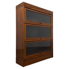 Fine Antique Early 20th Century Globe-Wernicke Style Mahogany Bookcase
