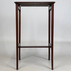 Fine Antique Early 20th Century English Edwardian Mahogany Side Table