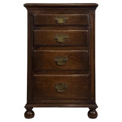 Fine Antique Small Early 20th Century English Edwardian Oak Chest of Drawers