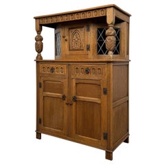 Fine Antique Early 20th Century English Golden Oak Court Cupboard