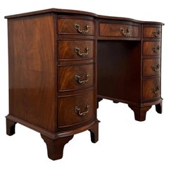 Fine Antique Early 20th Century English Serpentine Mahogany Kneehole Desk