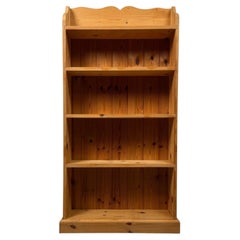 Fine Vintage Mid 20th Century Pine Open Bookcase
