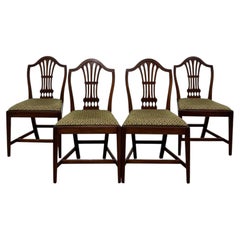 Precioso conjunto antiguo de cuatro sillas de comedor inglesas de estilo georgiano del siglo XVIII, de caoba