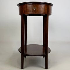 Fine Antique Early 20th Century English Edwardian Mahogany Oval Side Table