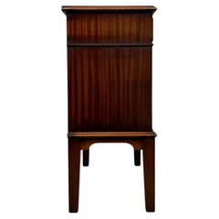 Fine 20th Century Small Mahogany Cabinet