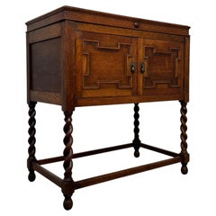 Fine Quality 20th Century Jacobean Style Oak Cupboard