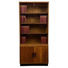 Fine Vintage Mid 20th Century Golden Oak Display Cabinet
