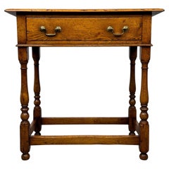 Fine Quality Traditional Golden Oak Side Table, 20th Century