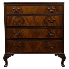 Commode ancienne en acajou du XXe siècle, d’excellente qualité