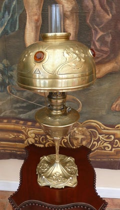 Antique English Arts and Crafts Brass Oil Lamp, circa 1885