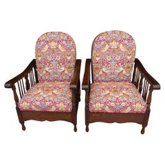 Antique Pair of English Country Oak Wheel-Back Reclining Chairs, circa 1920