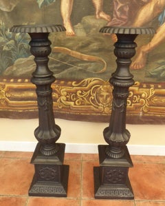 Coppia di candelieri vittoriani monumentali in ghisa d'epoca, intorno al 1860