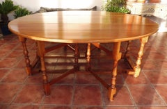 Antique English Fruitwood Hunt Table, circa 1920s