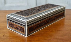 Antike anglo-indische Schreibutensilienbox mit Intarsien aus Hoshiarpur, um 1900