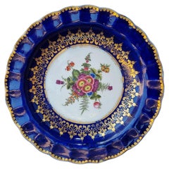 Antique Chamberlain Worcester Botanical Porcelain Dish, circa 1810