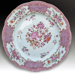 Antique Chinese Qianlong Famille Rose Enamelled Porcelain Dish, 18th Century