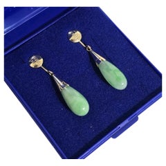 Vintage 10ct Yellow Gold Chinese Jadeite Drop Earrings