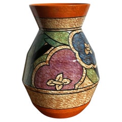 Clarice Cliff Bizarre Red Gardenia Vase, Café-au-Lait Ground, Shape 360