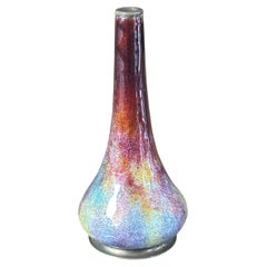 Jules Sarlandie, Limoges, emaillierte Kupfer-Miniatur-Flambé-Vase