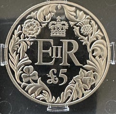 Bailiwick of Guernsey 'A Lifetime of Service' Five-Pound Proof Coin