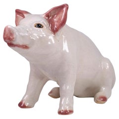 Glasierte Keramikfigur eines Schweins aus der Mitte des Jahrhunderts, wie sie früher in Metzgereien ausgestellt wurde