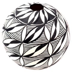 Bernard Lewis Signed Acoma Pueblo Monochrome Pottery Seed Pot