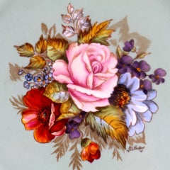 Aynsley Bone China, Schrankteller mit Cabbage-Rose-Motiv, signiert von J. A. Bailey