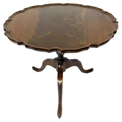 20th Century Mahogany Snap-Top Wine Table with Scalloped Edge