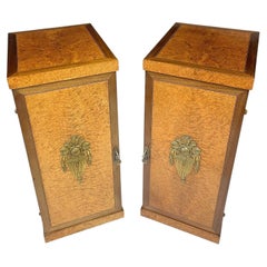 Antique Pair of French Inlaid Amboyna Bedside Cabinets or Lamp Stands