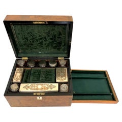 Victorian Figured Walnut Dressing Vanity Box Fitted Interior & Jewellery Drawer
