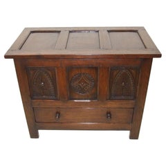 Antique GT Rackstraw Carved Solid Oak Petite Mule Chest Storage Coffer