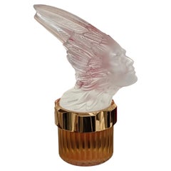 Frasco de perfume «Lalique Crystal Pour Homme», edición limitada, con figura decorativa para el coche