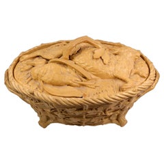 Viktorianische Minton-Cane-Ware-Terrine für Wildpastete mit Reliefdarstellung eines Hasen und einer Ente