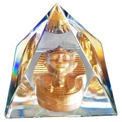 Fermacarte a forma di piramide egizia in cristallo Swarovski con maschera del faraone dorata