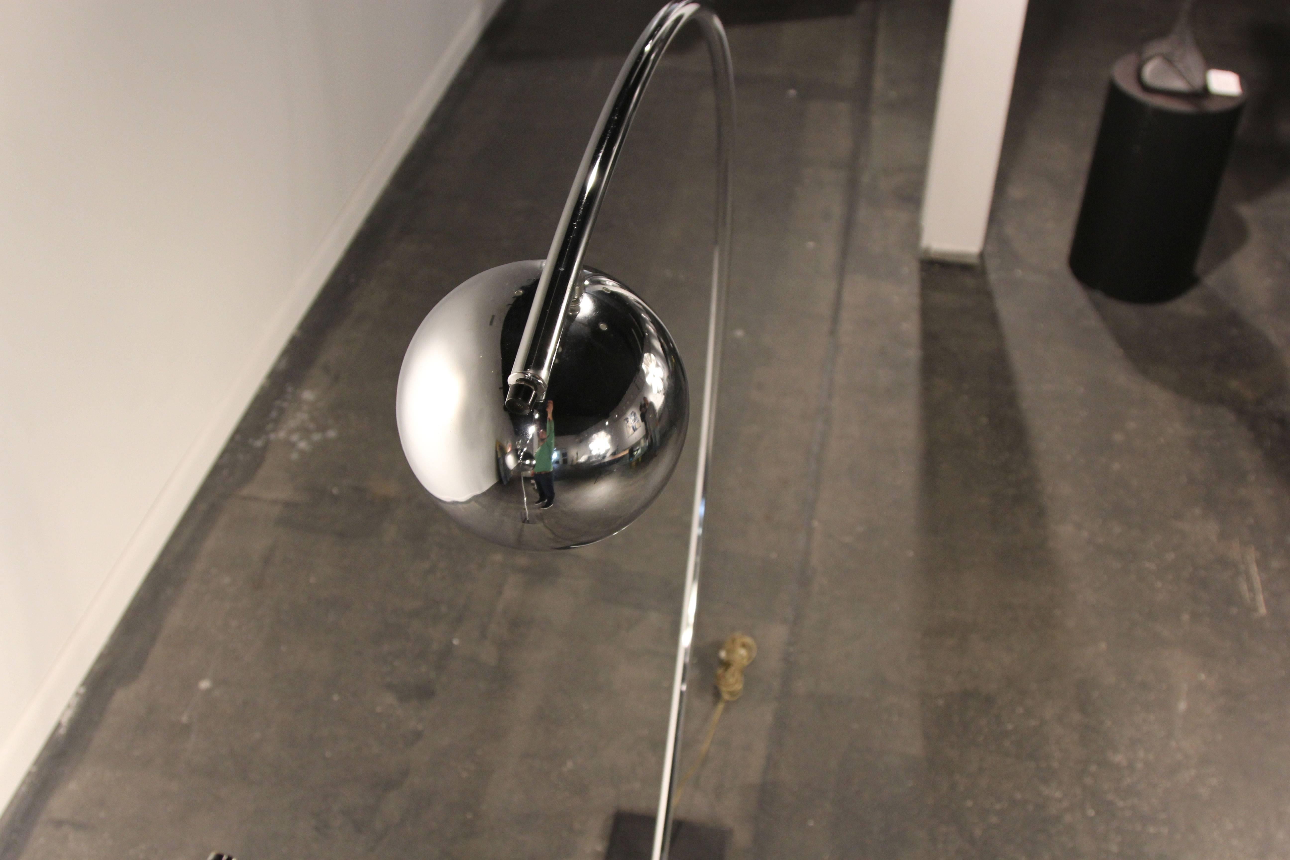 Pair of Modern Chrome Arc Lamps For Sale at 1stDibs