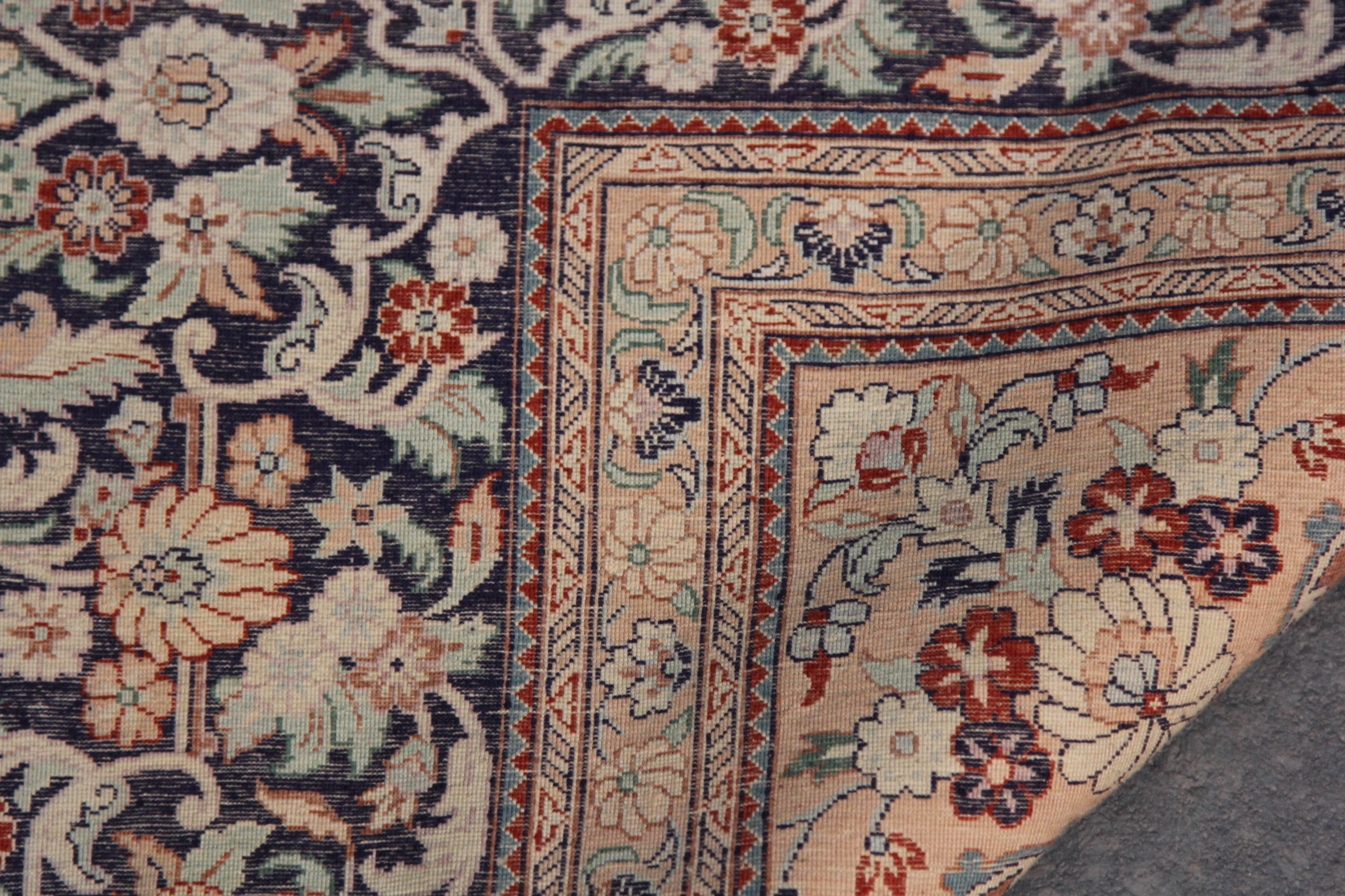 Fine Handmade Oriental Silk Carpet In Excellent Condition For Sale In Bridport, CT
