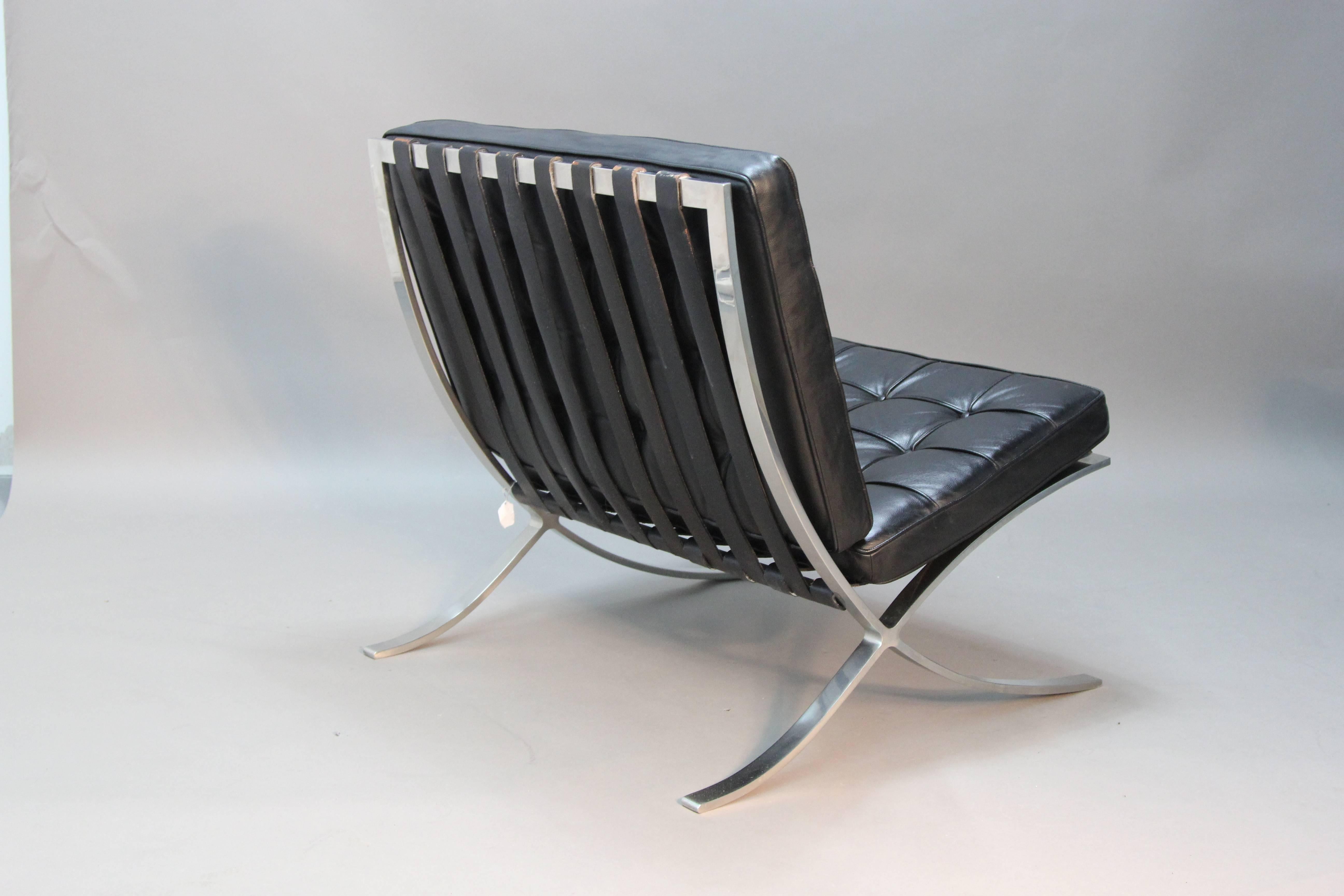 Vintage Barcelona Chairs by Mies Van Der Rohe In Good Condition For Sale In Bridport, CT