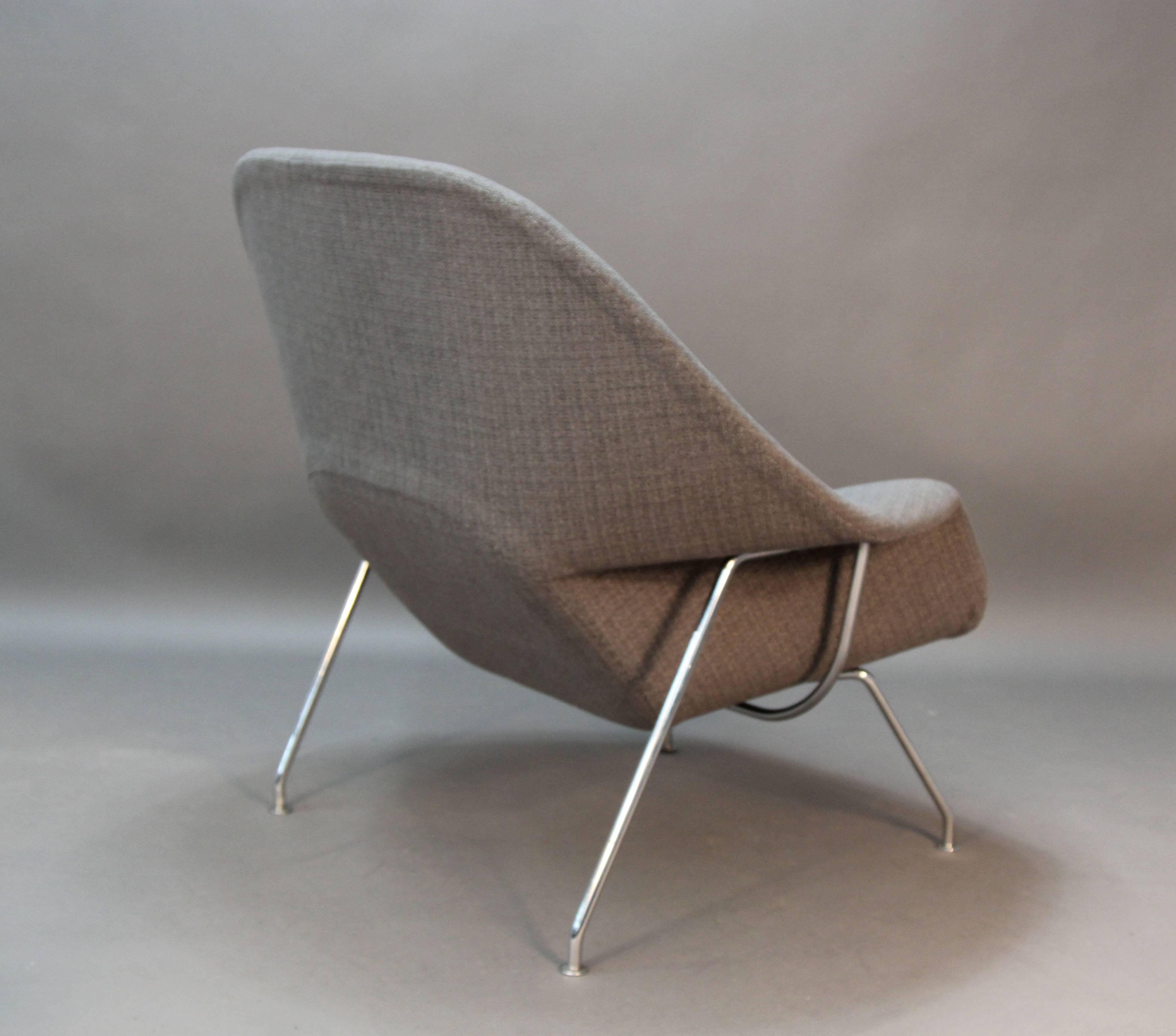 American Eero Saarinen for Knoll Womb Chair and Ottoman Newly Upholstered